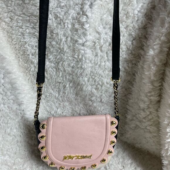 Betsey Johnson tricolor Crossbody bag Pink,beige & Black gold tone hearts accent - Picture 4 of 15